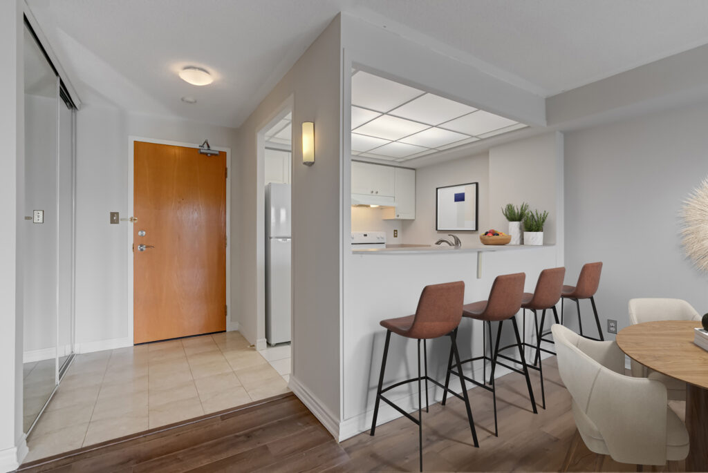 David Friestadt - Foyer_dining_Kitchen_vt_na