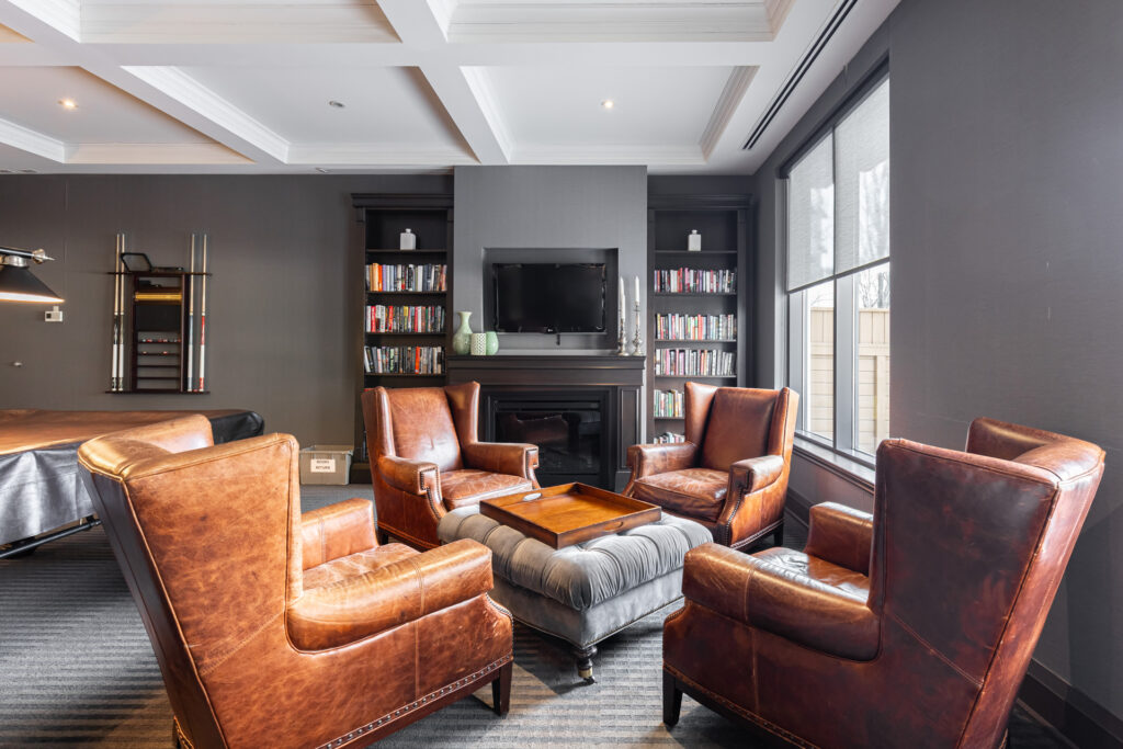 Billiards Room / Library