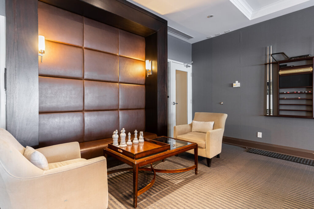 Billiards Room / Library